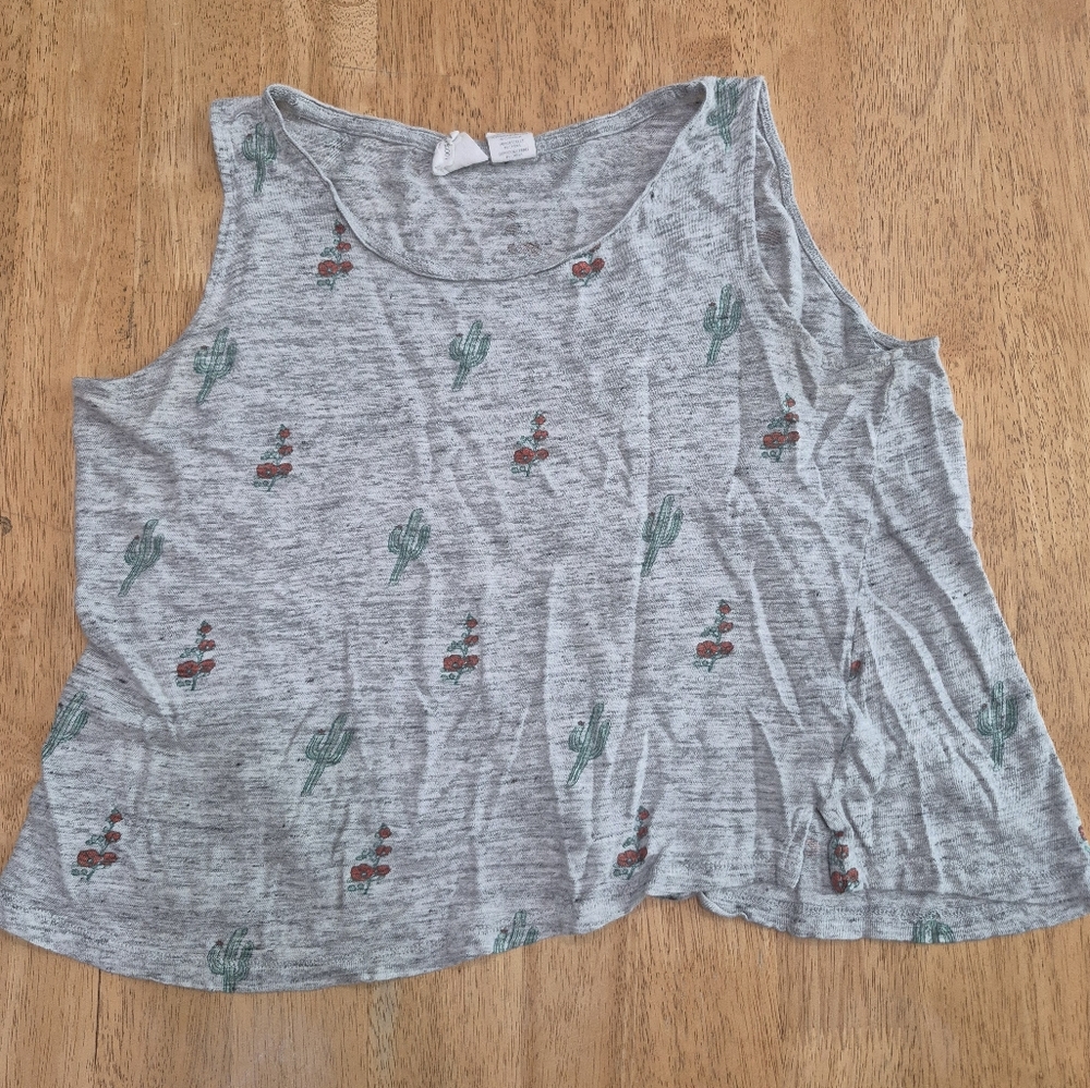 🔥 EUC C&C California Gray Cactus Print And Floral Linen Tank Top Shirt